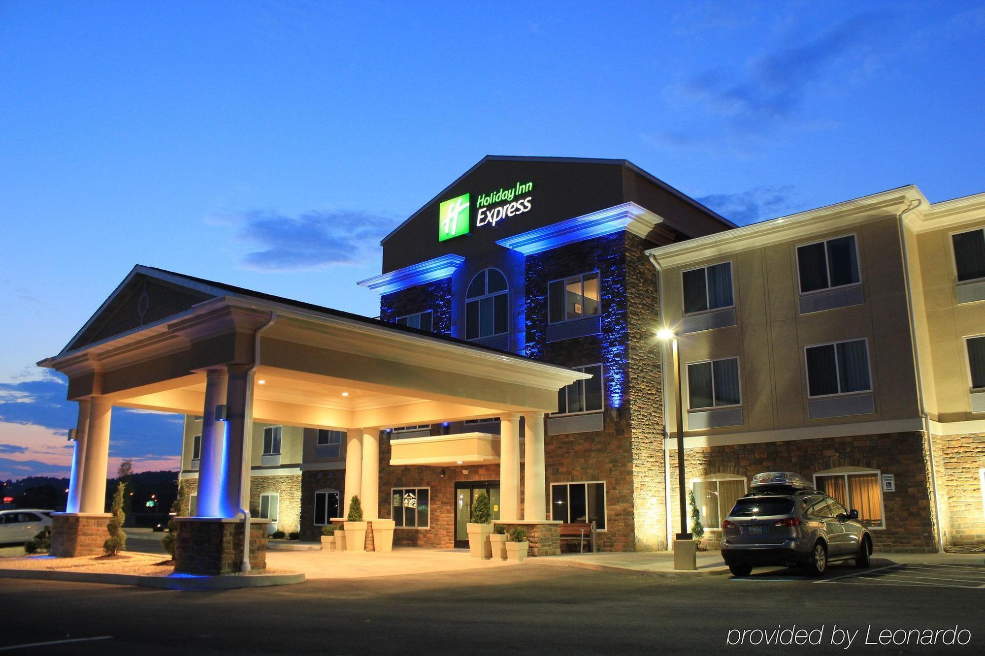 Holiday Inn Express & Suites Butler By Ihg Exteriér fotografie